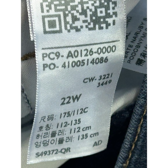 Levis 311 Jeans Womens Plus Sz 22W Blue Shaping Skinny Capri Whiskered Faded - Picture 7 of 13